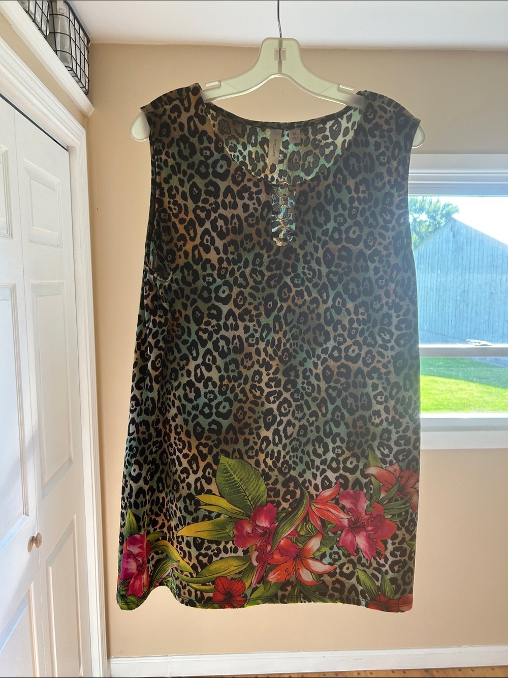 Tacera Black and Teal Leopard Print Top